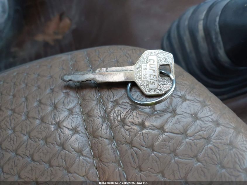 1985 Toyota Pickup 1/2 Ton Rn50 VIN: JT4RN50R1F0084049 Lot: 43890034