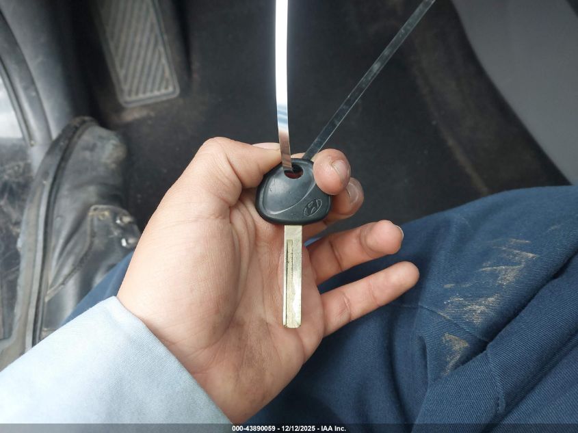 2013 Hyundai Accent Gs VIN: KMHCT5AE8DU125348 Lot: 43890059