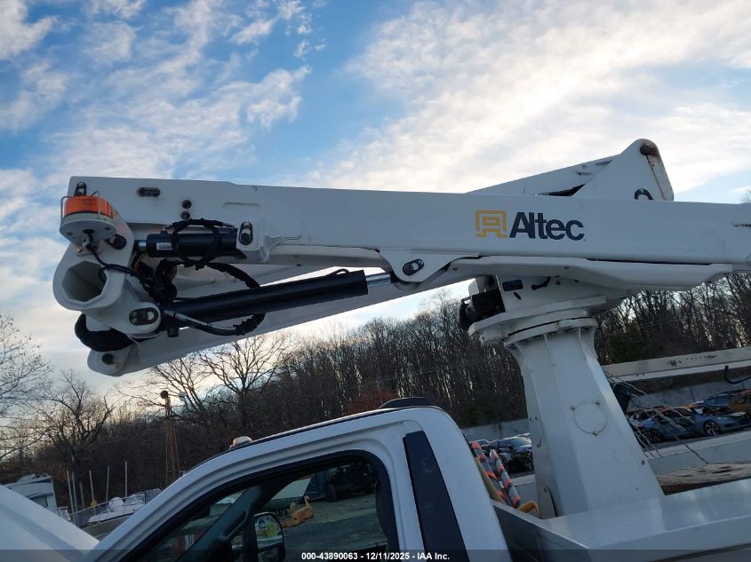 2023 Ford F-550 Chassis Xl VIN: 1FDUF5GT0PDA14279 Lot: 43890063