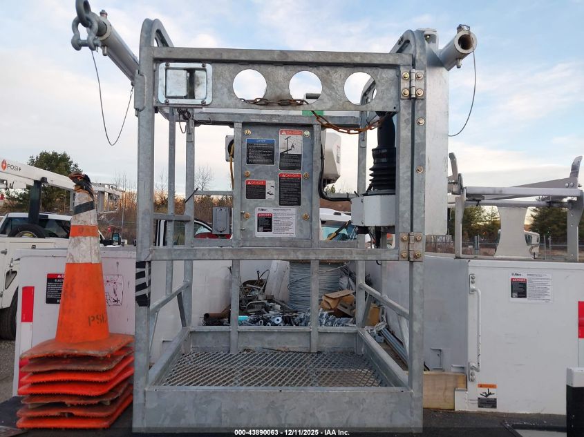 2023 Ford F-550 Chassis Xl VIN: 1FDUF5GT0PDA14279 Lot: 43890063