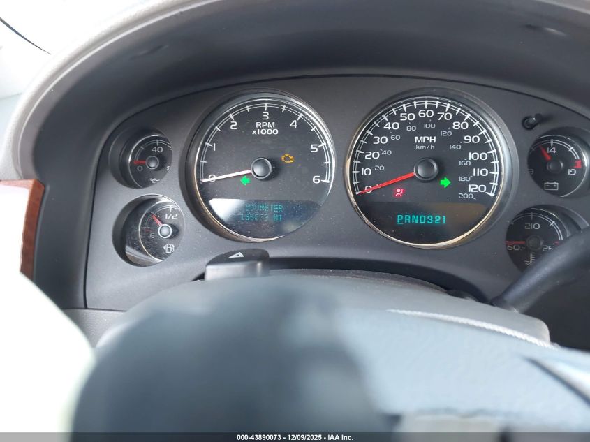 2007 GMC Yukon Slt VIN: 1GKFK13037J109132 Lot: 43890073