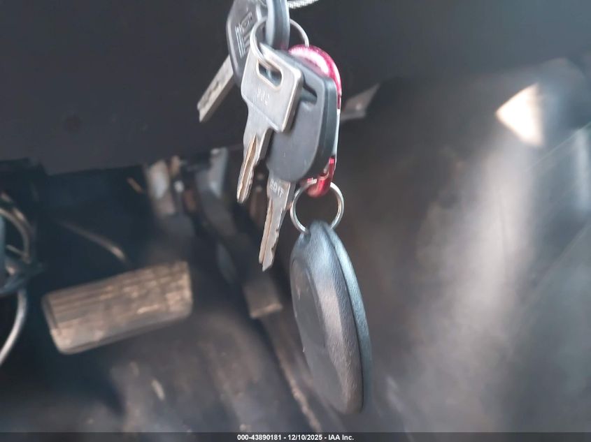 2019 Chevrolet Express Cutaway Work Van VIN: 1GB0GRFG4K1215662 Lot: 43890181