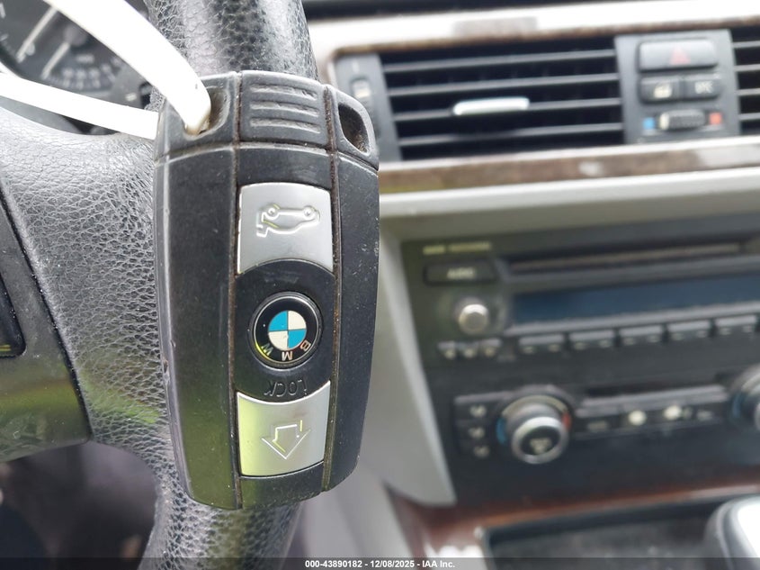 WBAPH7C59AA175752 2010 BMW 3ER photo no. 11