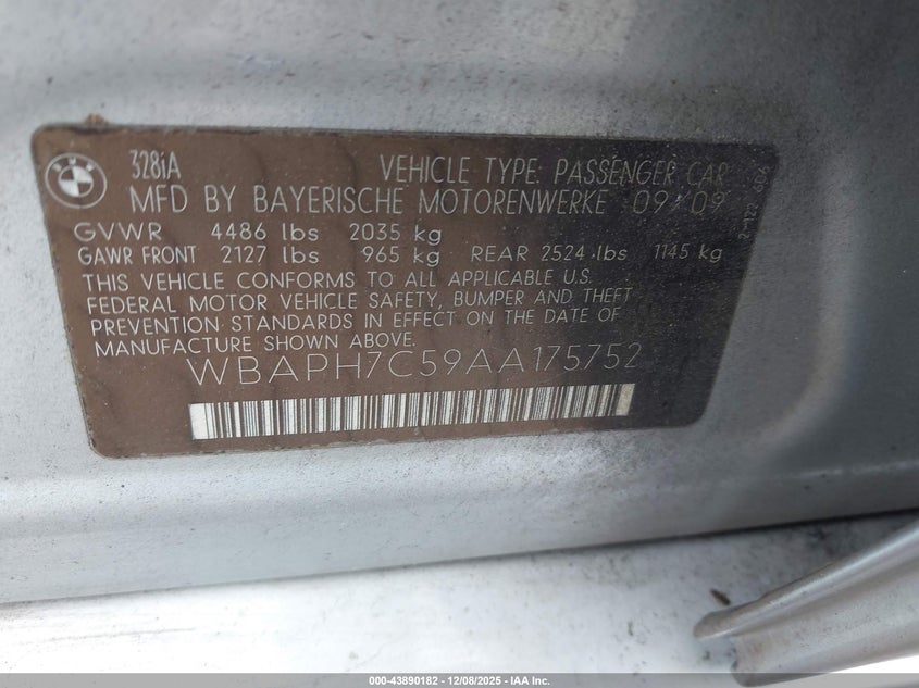 WBAPH7C59AA175752 2010 BMW 3ER photo no. 9