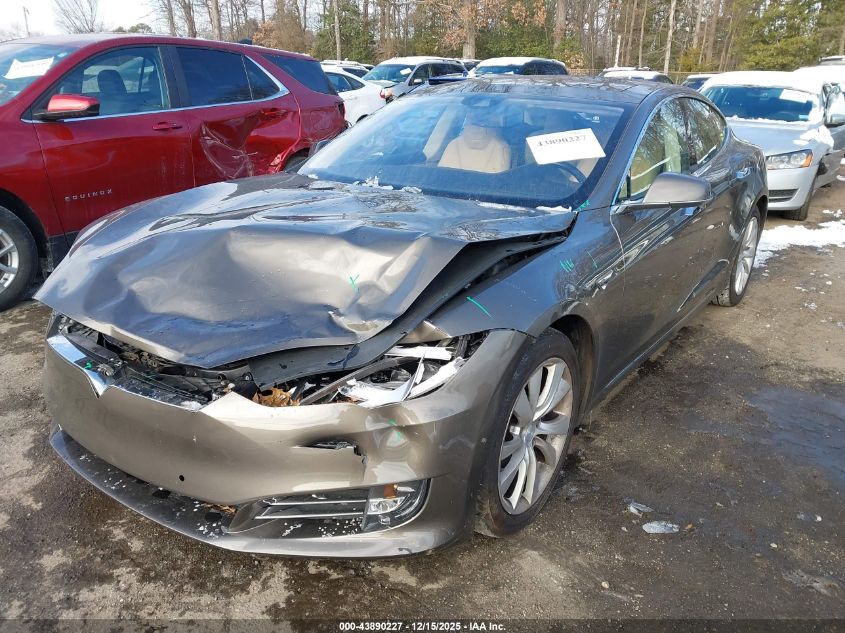 2016 Tesla Model S 60D/70D/75D/85D/90D VIN: 5YJSA1E29GF155860 Lot: 43890227