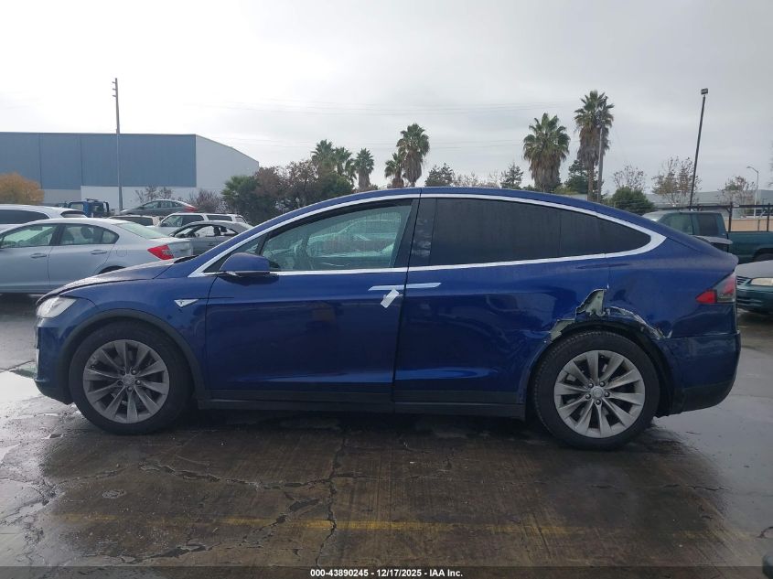 2016 Tesla Model X 60D/70D/75D/90D/P100D VIN: 5YJXCBE26GF004996 Lot: 43890245