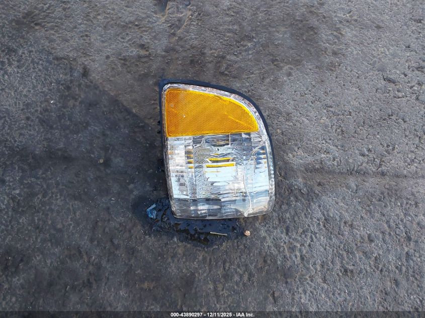 1996 Dodge Ram 2500 VIN: 3B7KC23C3TM178584 Lot: 43890297