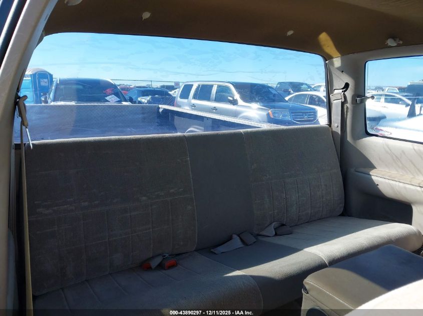 1996 Dodge Ram 2500 VIN: 3B7KC23C3TM178584 Lot: 43890297