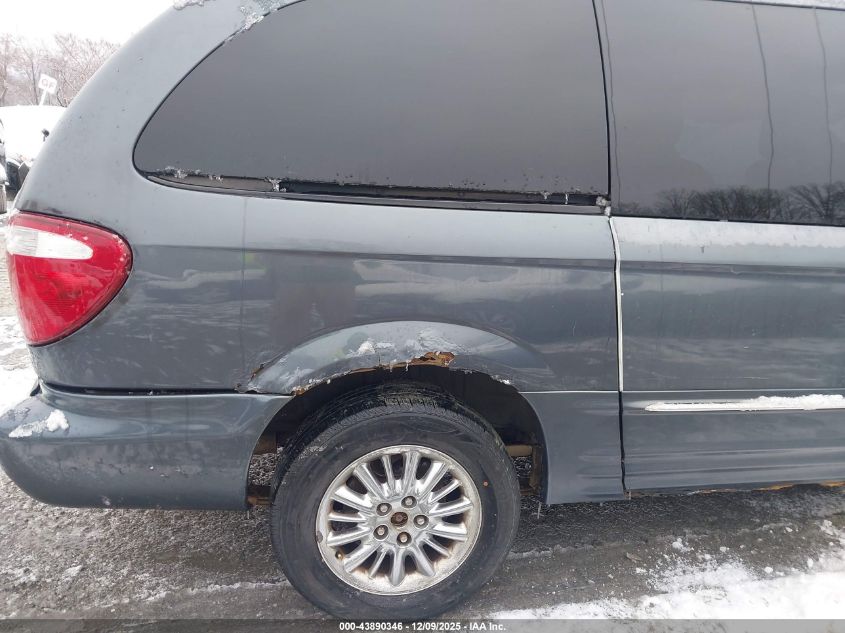 2002 Chrysler Town & Country Limited VIN: 2C8GT64LX2R597131 Lot: 43890346