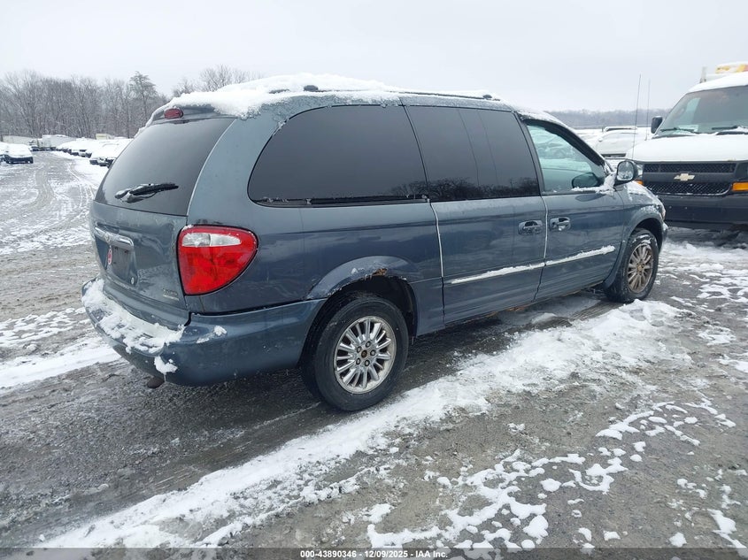 2C8GT64LX2R597131 2002 CHRYSLER TOWN & COUNTRY photo no. 4