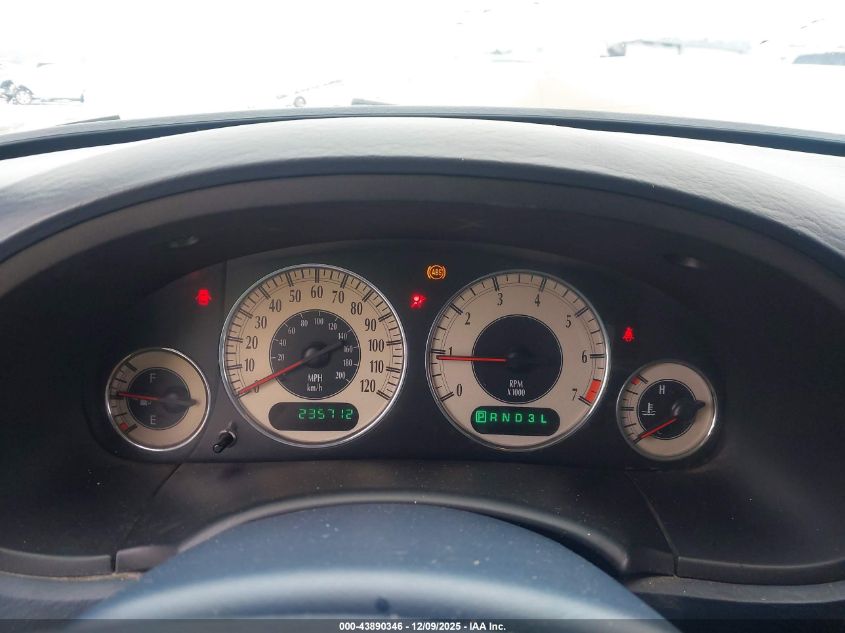 2002 Chrysler Town & Country Limited VIN: 2C8GT64LX2R597131 Lot: 43890346