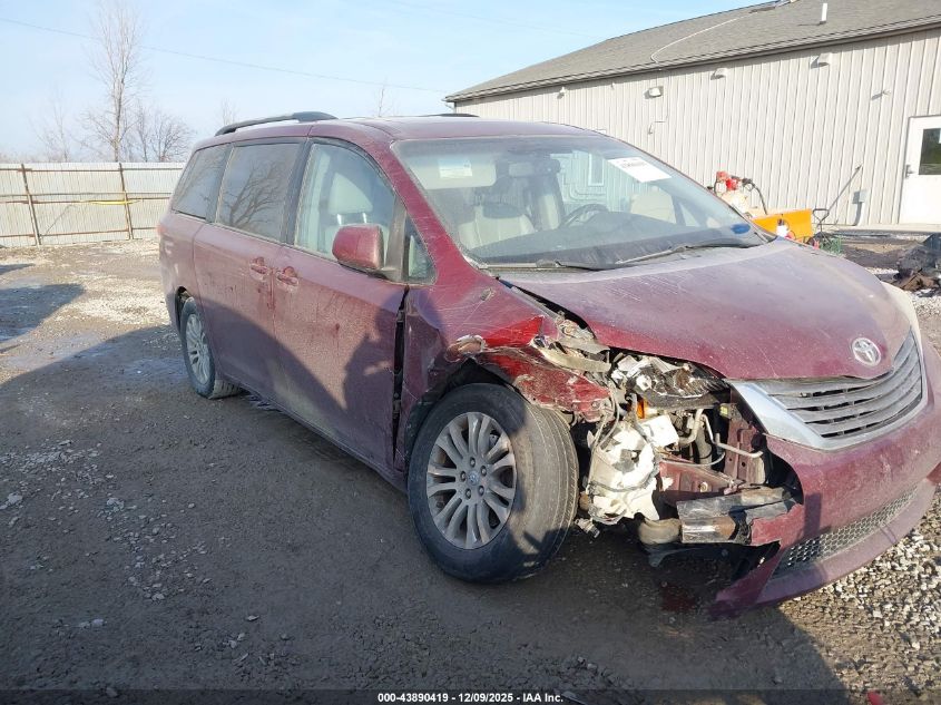 TOYOTA SIENNA XLE V6 8 PASSENGER