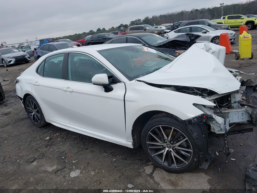 4T1G11AK7MU553546 2021 TOYOTA CAMRY photo no. 15