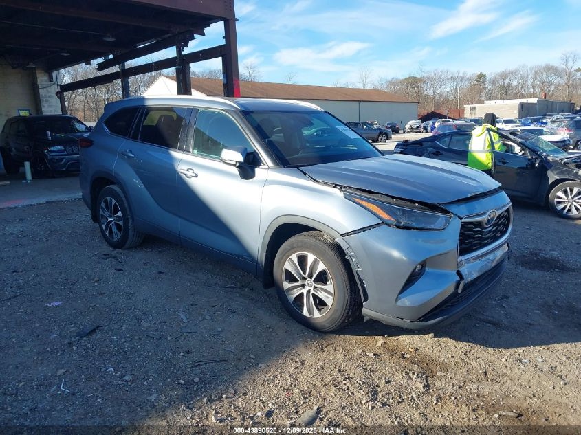 TOYOTA HIGHLANDER HYBRID XLE