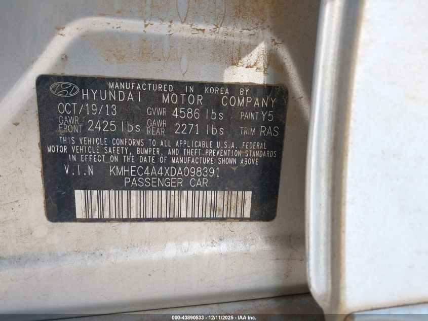 2013 Hyundai Sonata Hybrid Limited VIN: KMHEC4A4XDA098391 Lot: 43890533