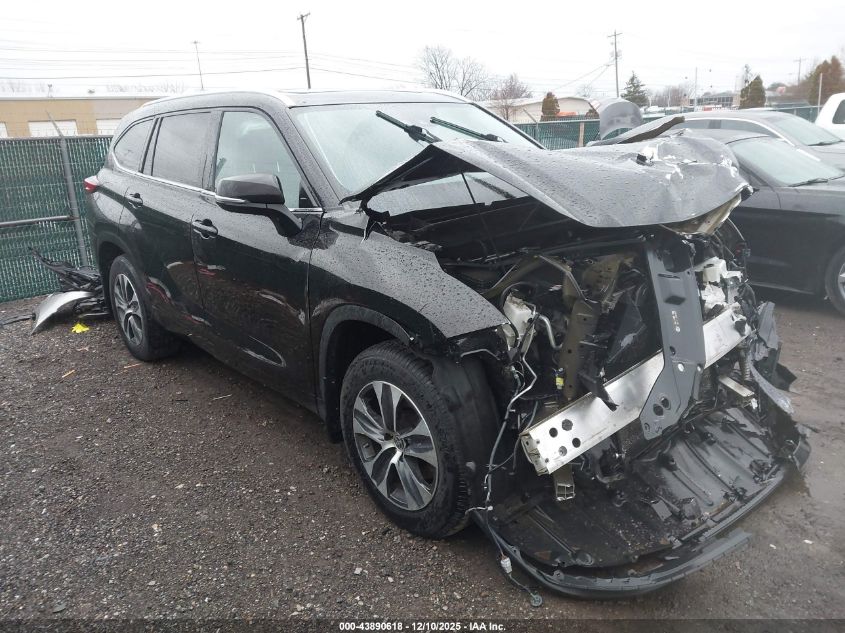 TOYOTA HIGHLANDER XLE