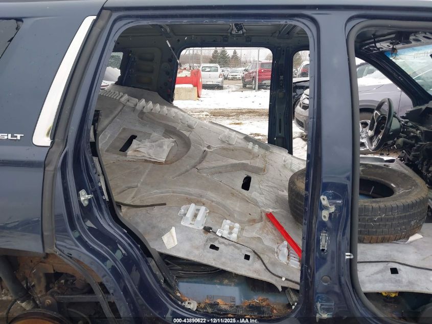 2018 GMC Yukon Slt Standard Edition VIN: 1GKS2DKC2JR381997 Lot: 43890622