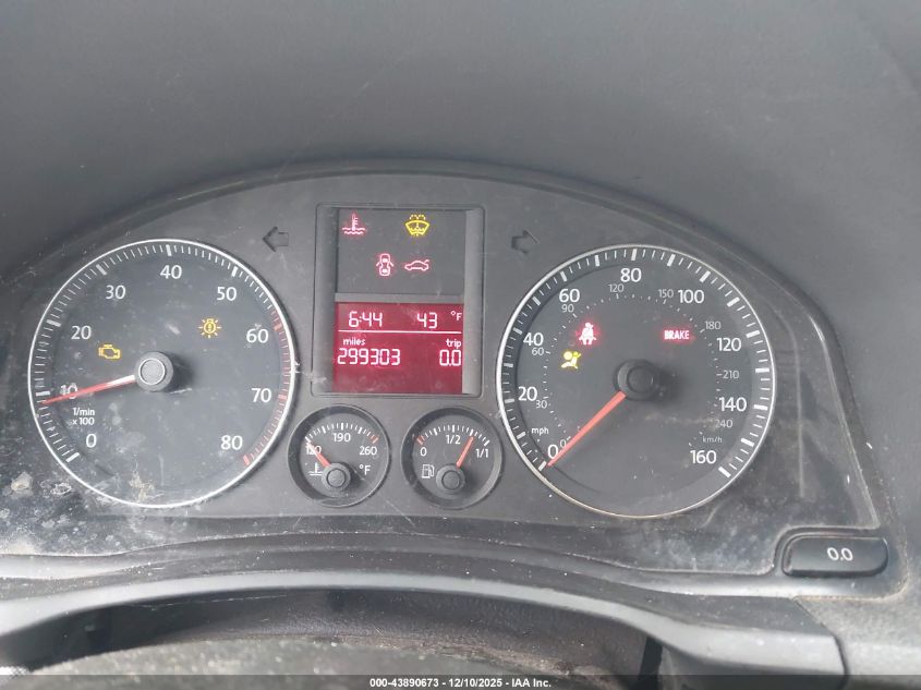 2006 Volkswagen Rabbit 4-Door VIN: WVWCR91K66W180808 Lot: 43890673