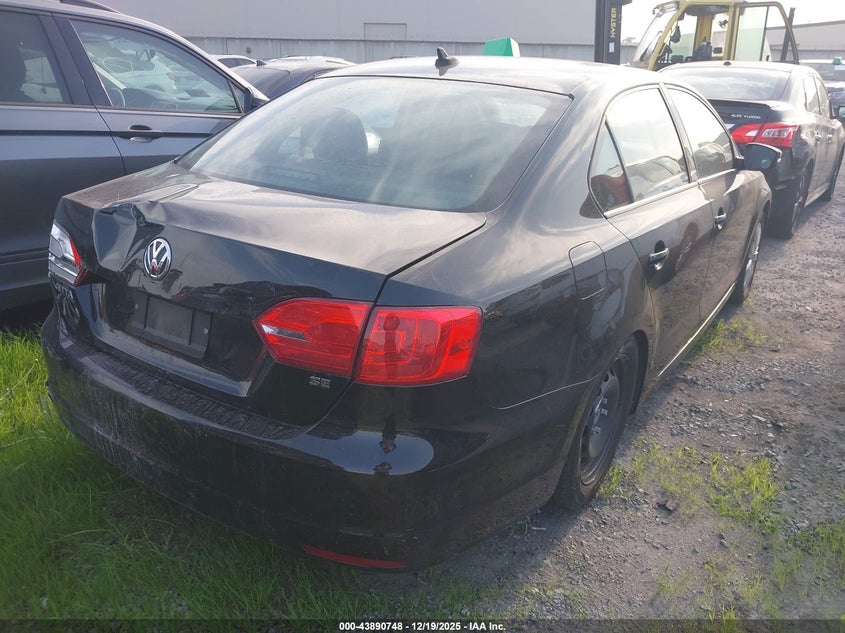 3VWD17AJ5EM419168 2014 VOLKSWAGEN JETTA photo no. 4