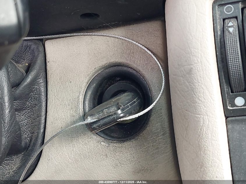 1995 Audi A6 2.8 Quattro VIN: WAUGA84A3SN093600 Lot: 43890777