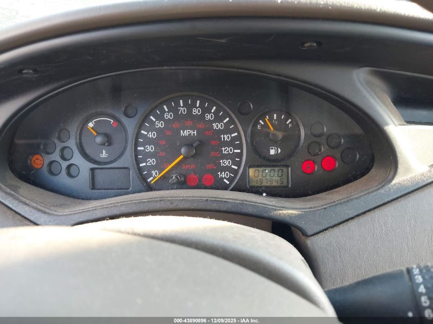 2000 Ford Focus Se VIN: 1FAFP34P3YW320989 Lot: 43890896