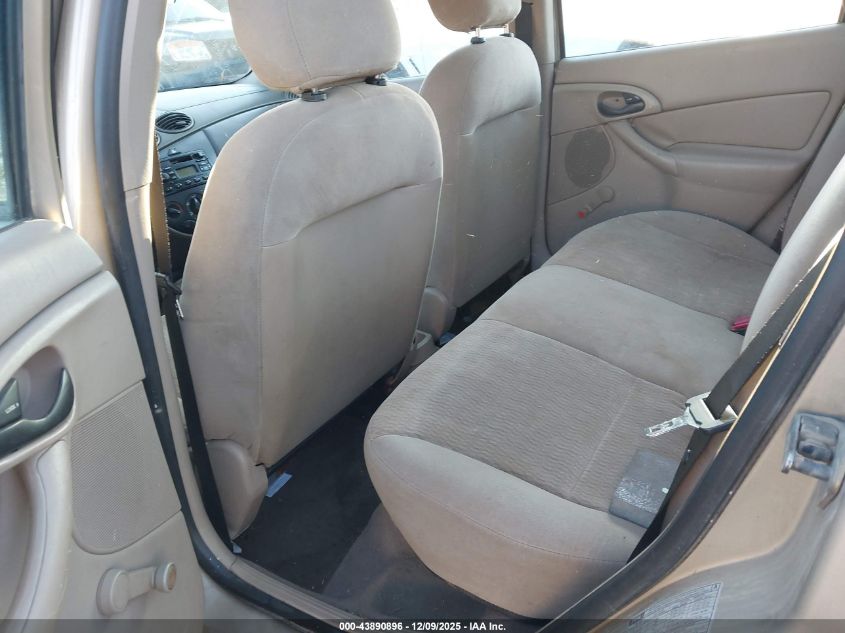 2000 Ford Focus Se VIN: 1FAFP34P3YW320989 Lot: 43890896