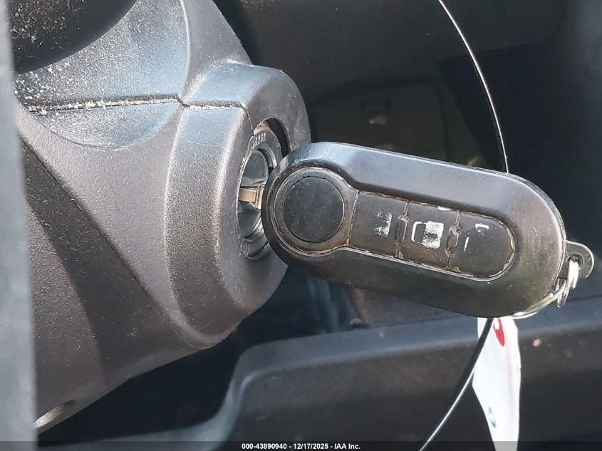 2019 Ram Promaster 2500 High Roof 159 Wb VIN: 3C6TRVDG1KE500418 Lot: 43890940