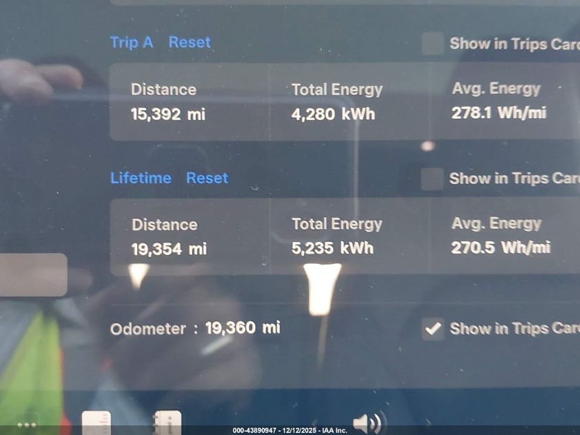 2024 Tesla Model 3 Long Range Dual Motor All-Wheel Drive VIN: 5YJ3E1EB5RF818806 Lot: 43890947