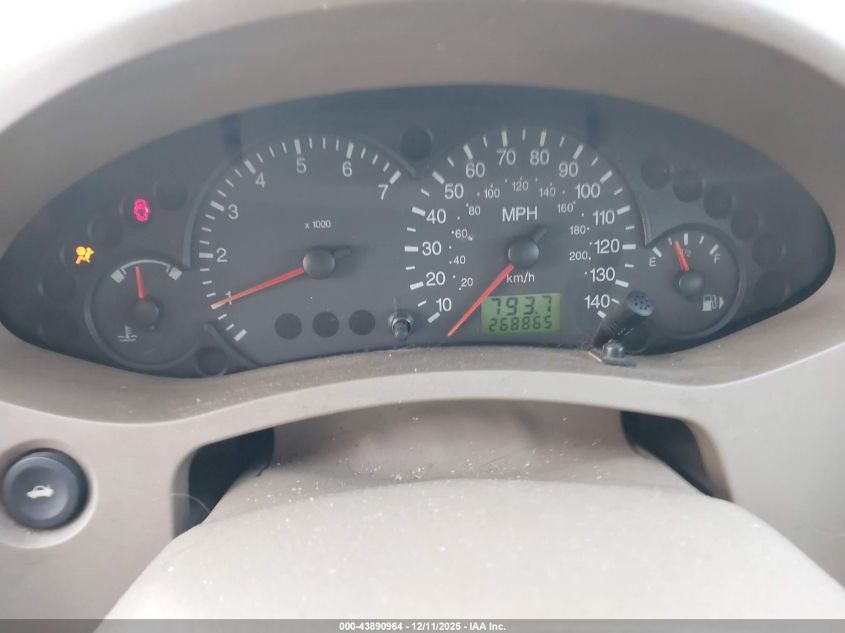 2005 Ford Focus Zx4 VIN: 1FAFP34N75W209811 Lot: 43890964