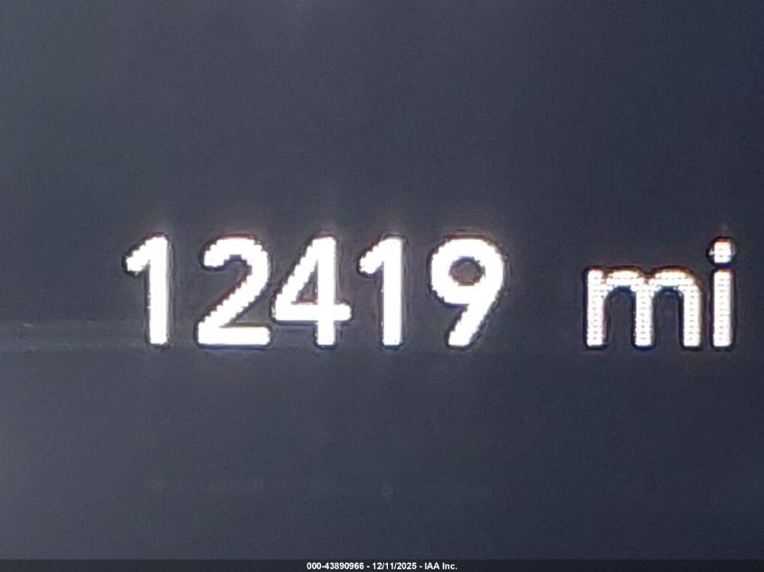 2025 Chrysler Pacifica - 2C4RC1BG5SR585469