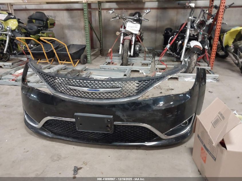 2019 Chrysler Pacifica Touring L VIN: 2C4RC1BG9KR704737 Lot: 43890967