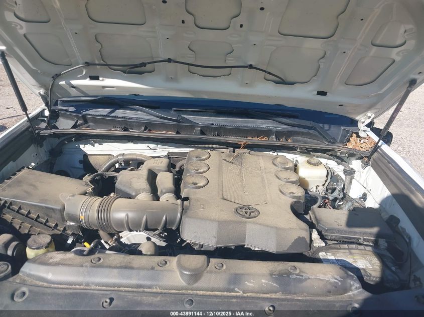 2014 Toyota 4Runner Limited VIN: JTEZU5JR6E5065561 Lot: 43891144