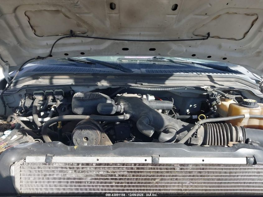 2008 Ford F-450 Chassis Xl/Xlt VIN: 1FDXF46Y48EE41240 Lot: 43891156