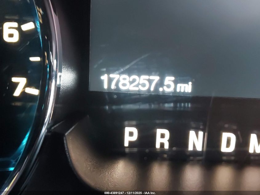 2011 Ford F150 VIN: 1FTVW1CM9BFC64679 Lot: 43891247