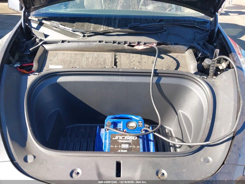 2025 Tesla Model Y Long Range Dual Motor Rear-Wheel Drive VIN: 7SAYGDEDXSF246188 Lot: 43891248