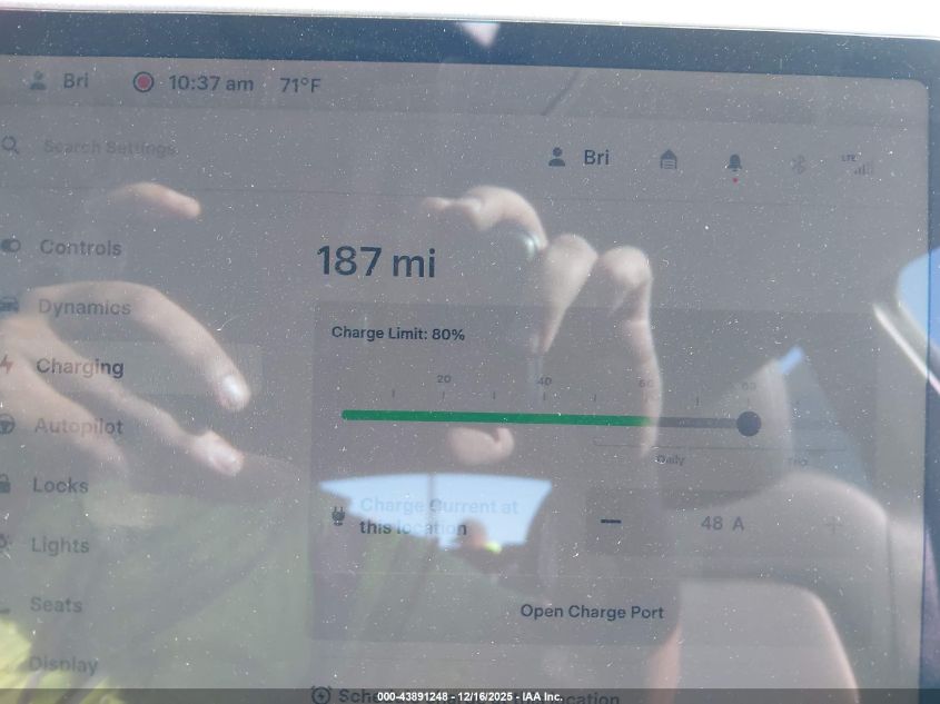 2025 Tesla Model Y Long Range Dual Motor Rear-Wheel Drive VIN: 7SAYGDEDXSF246188 Lot: 43891248