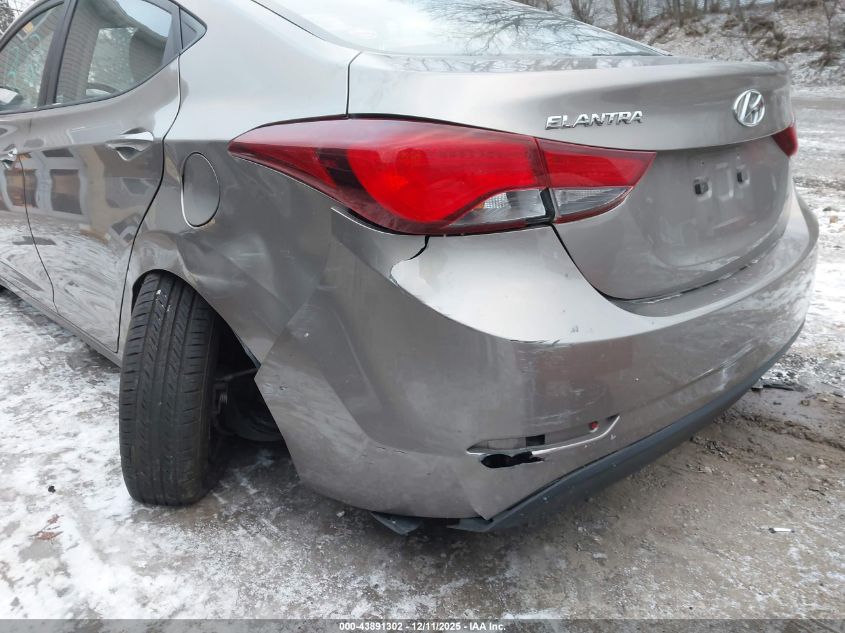 2016 Hyundai Elantra Se VIN: 5NPDH4AE3GH738965 Lot: 43891302