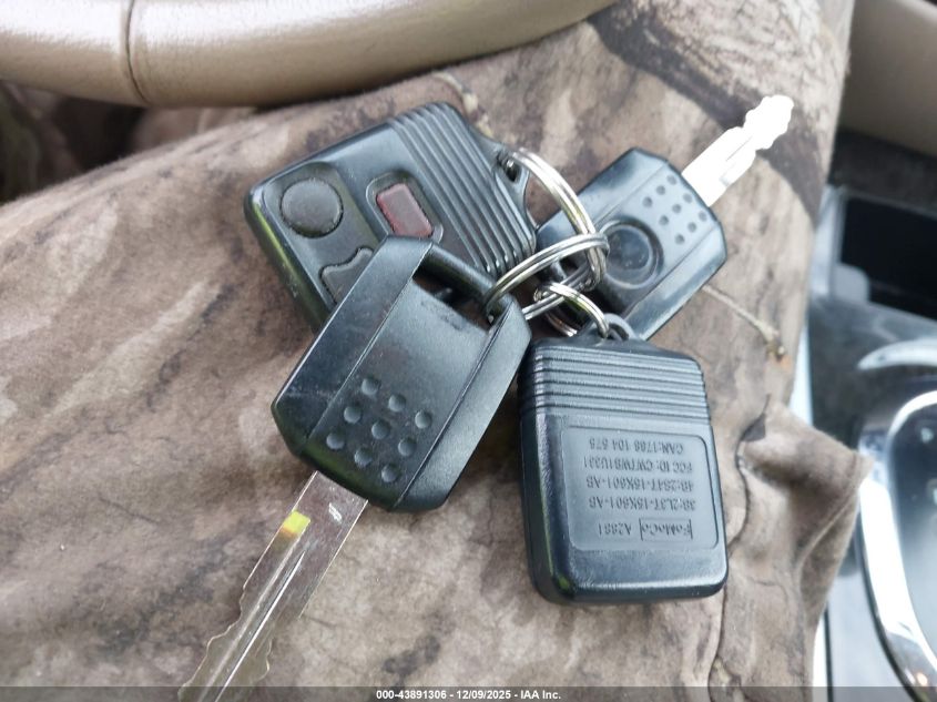 2007 Mercury Mariner Luxury VIN: 4M2YU91147KJ04583 Lot: 43891306