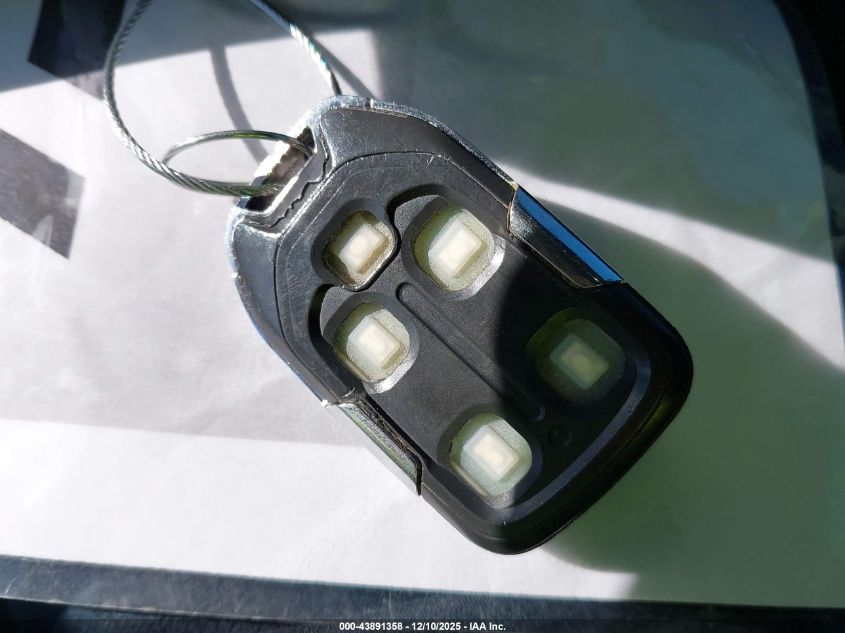 2020 Chevrolet Silverado 1500 2Wd Short Bed Lt VIN: 3GCPWCED8LG388122 Lot: 43891358