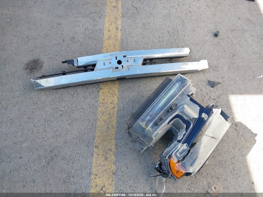 2020 Chevrolet Silverado 1500 2Wd Short Bed Lt VIN: 3GCPWCED8LG388122 Lot: 43891358