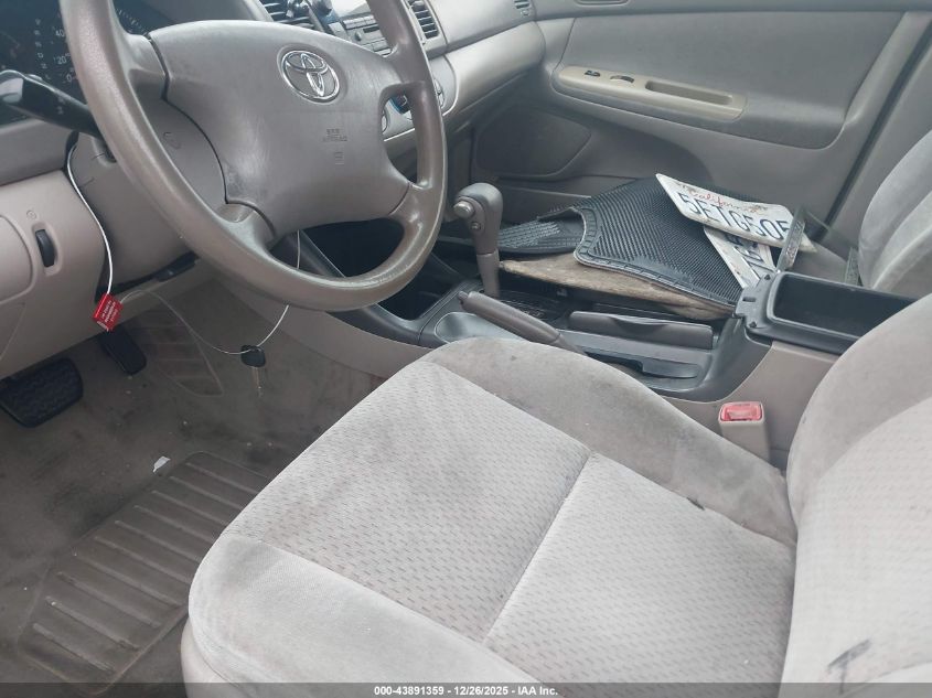 2004 Toyota Camry Le VIN: 4T1BE32K24U789868 Lot: 43891359