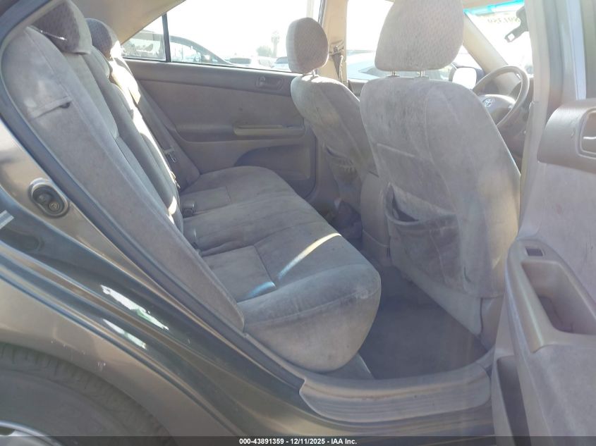 2004 Toyota Camry Le VIN: 4T1BE32K24U789868 Lot: 43891359