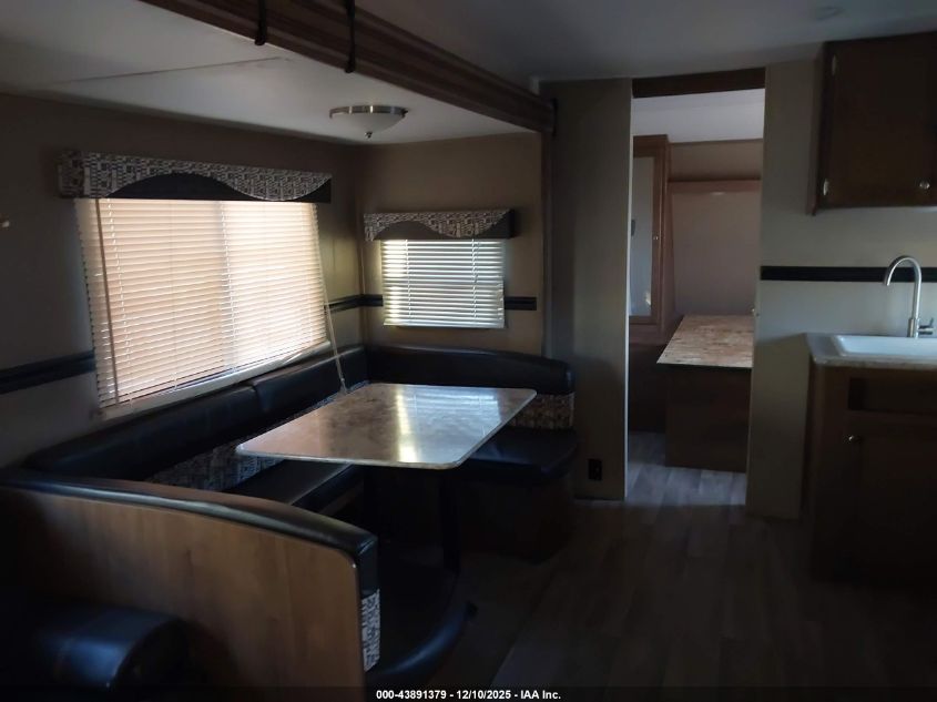 2017 Aspen Other VIN: 4YDT27927HH923218 Lot: 43891379