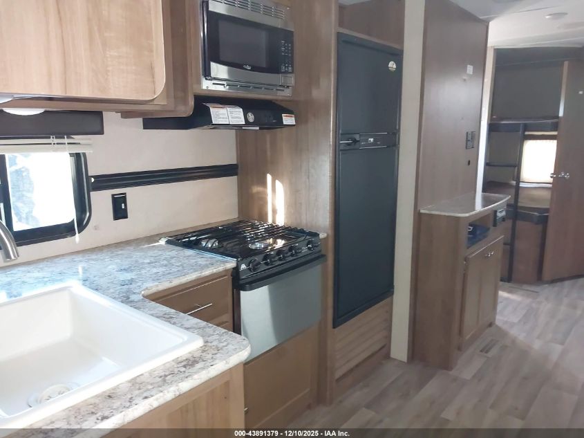 2017 Aspen Other VIN: 4YDT27927HH923218 Lot: 43891379