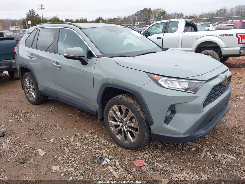 TOYOTA RAV4 XLE PREMIUM