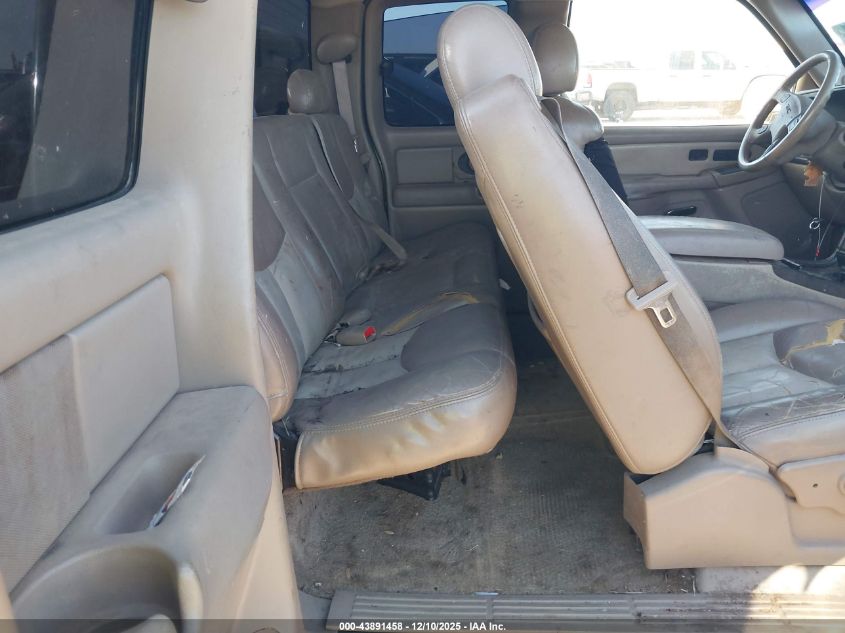 2003 GMC Sierra 1500 Denali VIN: 2GTFK69U931343797 Lot: 43891458