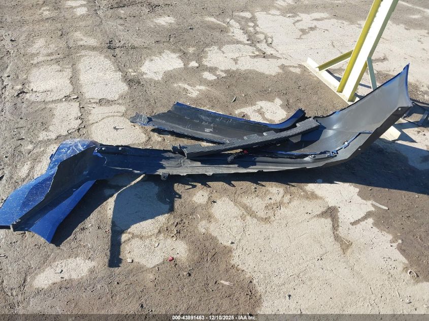 2025 Toyota Camry Le VIN: 4T1DAACK2SU049158 Lot: 43891463