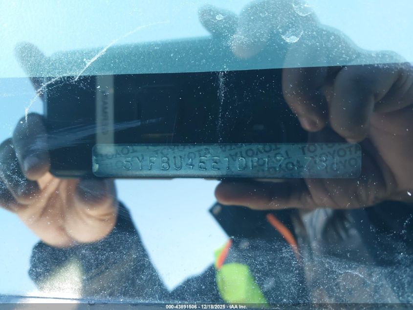 2013 Toyota Corolla Le VIN: 5YFBU4EE1DP174731 Lot: 43891506