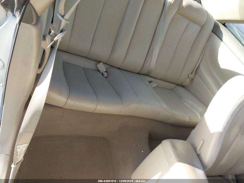 2000 Toyota Camry Solara Sle V6 VIN: 2T1CF22P6YC371585 Lot: 43891510