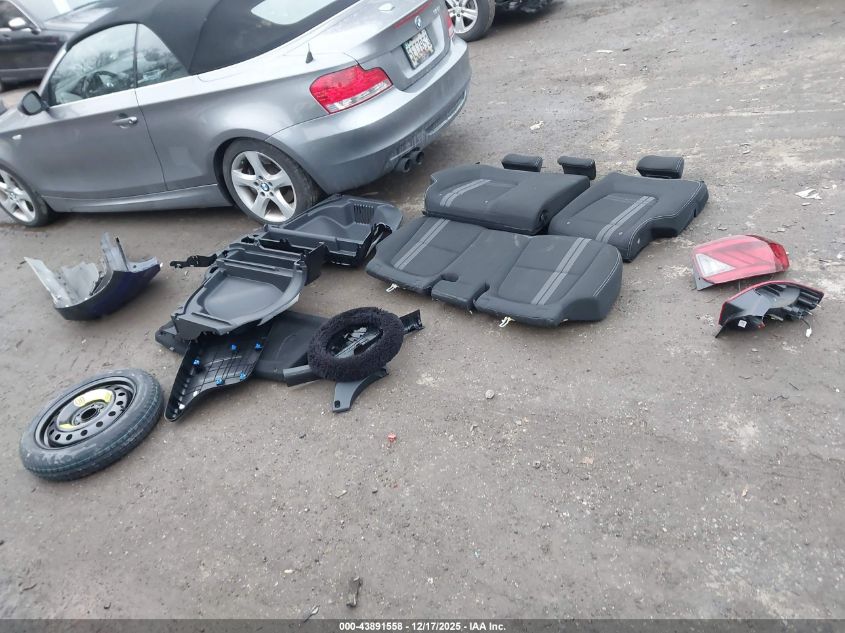 2022 Hyundai Venue Sel VIN: KMHRC8A38NU167420 Lot: 43891558